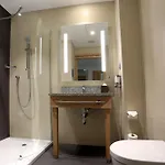 Hotel Hampton By Hilton Old Town 3*