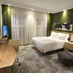 Hampton By Hilton Old Town Отель