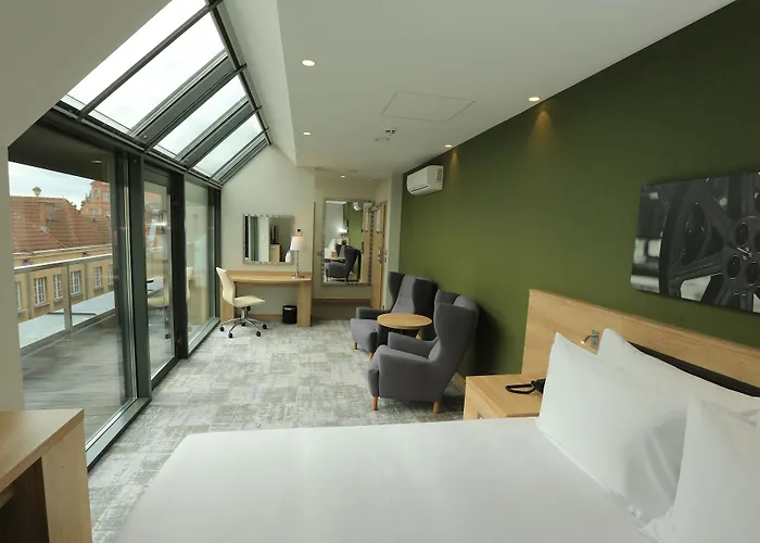 فندق Hampton By Hilton Old Town 3*