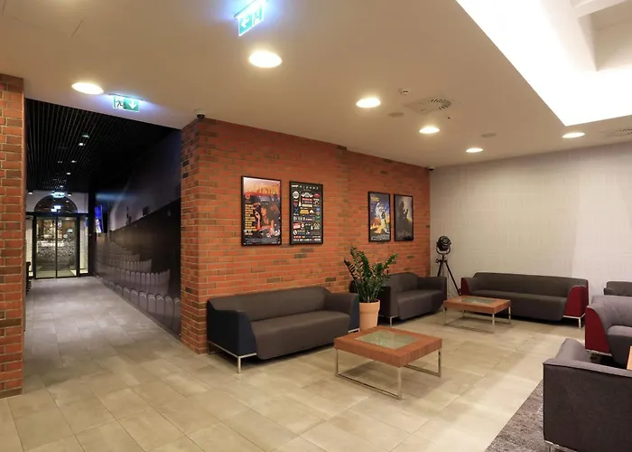 Hampton By Hilton Old Town فندق 3*