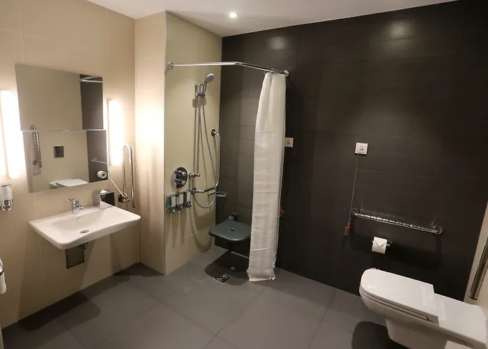 Hampton By Hilton Old Town 3*