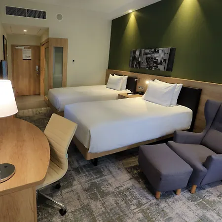 Hampton By Hilton Old Town Hotel 3*