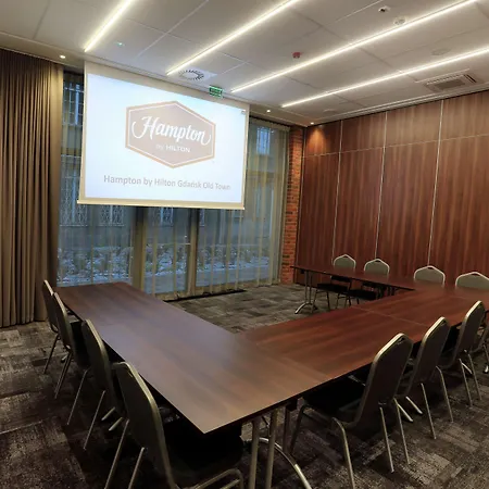 מלון Hampton By Hilton Old Town 3*