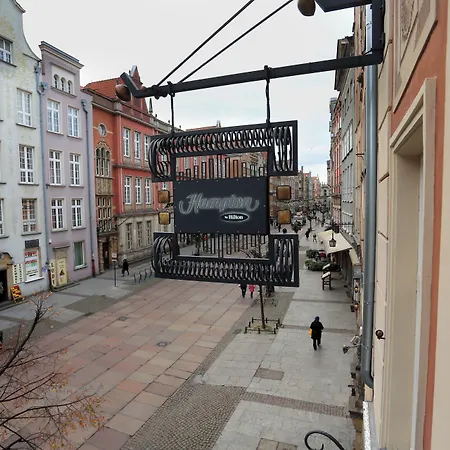 Hampton By Hilton Old Town Hotel