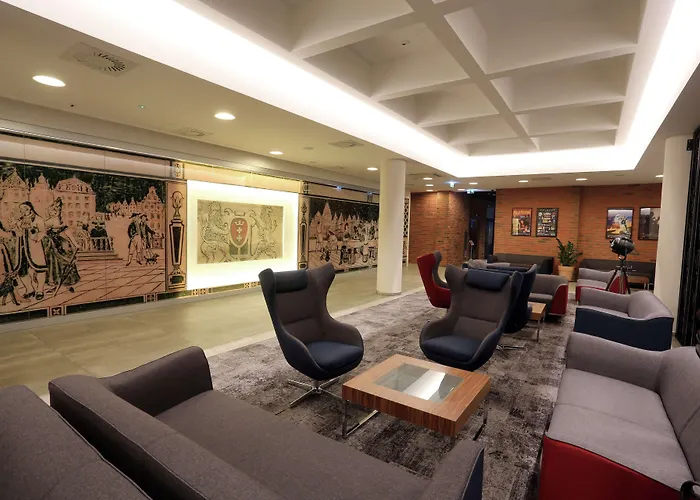 格但斯克老城希尔顿汉普顿酒店