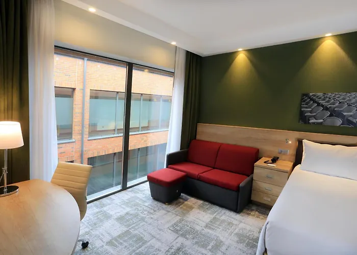 Szálloda Hampton By Hilton Old Town 3*