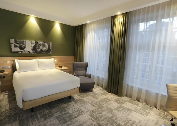 Hampton By Hilton Old Town 3*