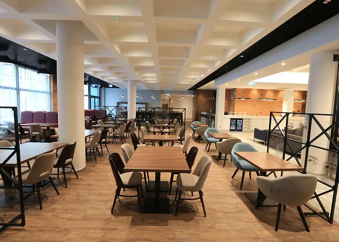 Hampton By Hilton Old Town 3*