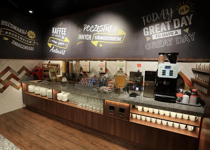 格但斯克老城希尔顿汉普顿酒店