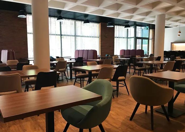 格但斯克老城希尔顿汉普顿酒店 酒店 3*