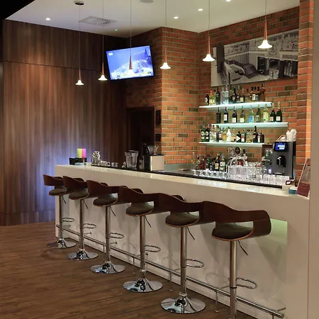 Hampton By Hilton Old Town Hotel