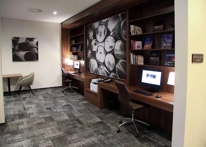 Hampton By Hilton Old Town ホテル